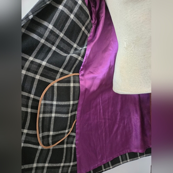 MARIO SERRANI Black, Grey Plaid Wrap Coat, Attached Scarf.Purple Silky Lining.8 - Picture 9 of 15